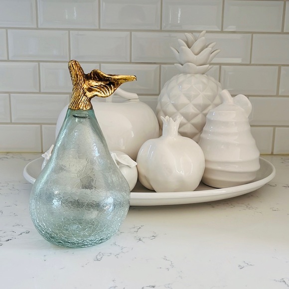 Large Clear Glass Pear Figurine - Picture 3 of 16